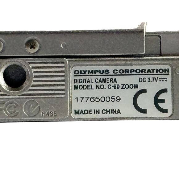 Olympus Camedia C-60 Zoom Digital Camera Silver With Accessories Tested Works - Picture 11 of 15